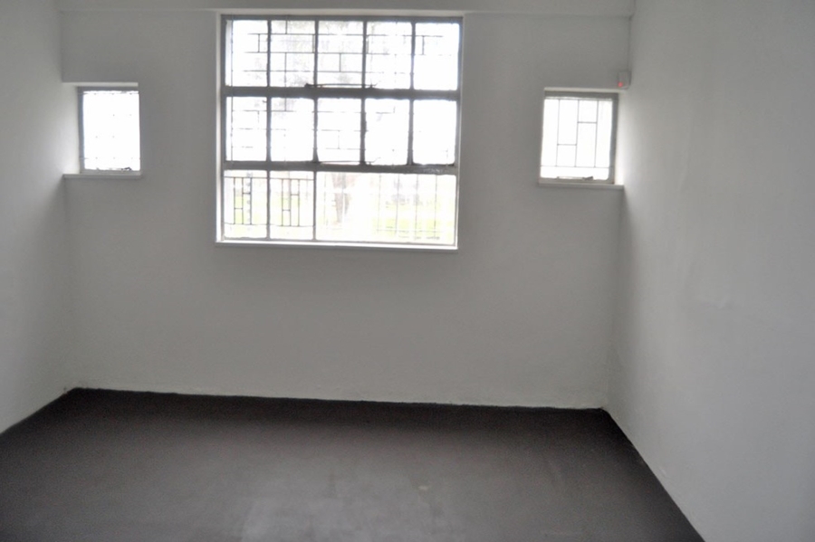 To Let commercial Property for Rent in Maitland Western Cape